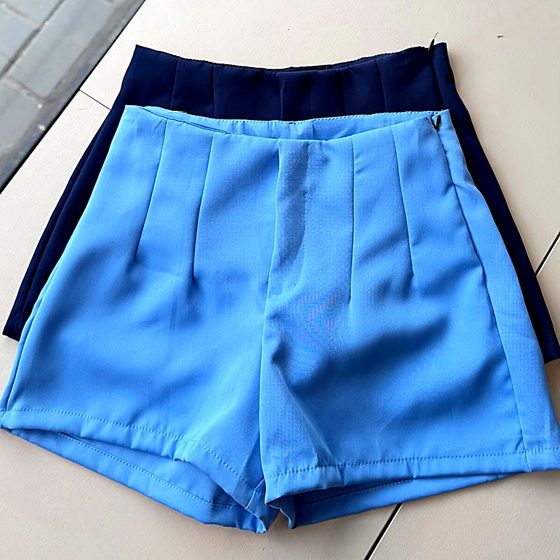 Shorts azuis